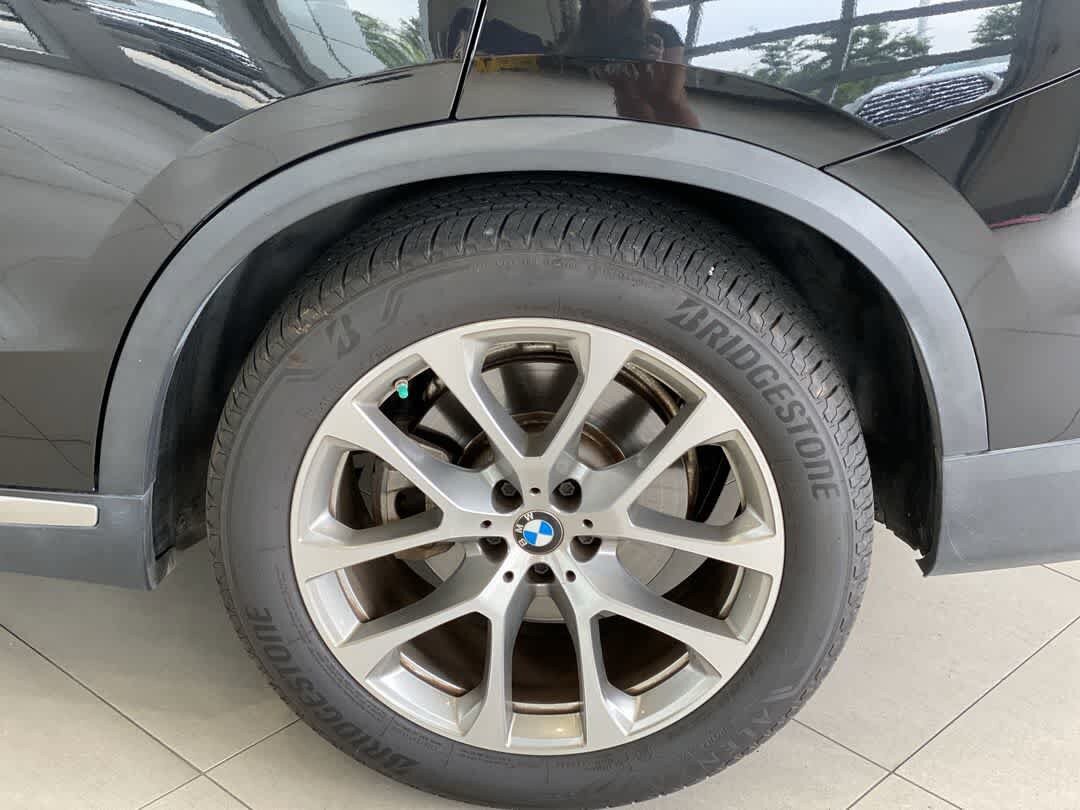 Used 2021 BMW X5 xDrive40i w/ Premium Package 2 AWD/4WD image 13