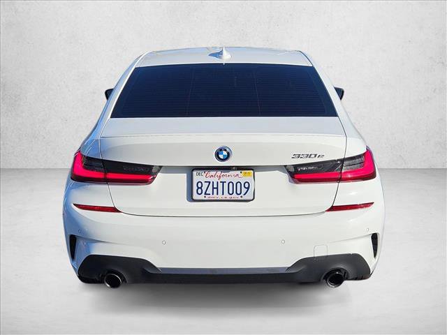 Used 2022 BMW 330e w/ M Sport Package image 6