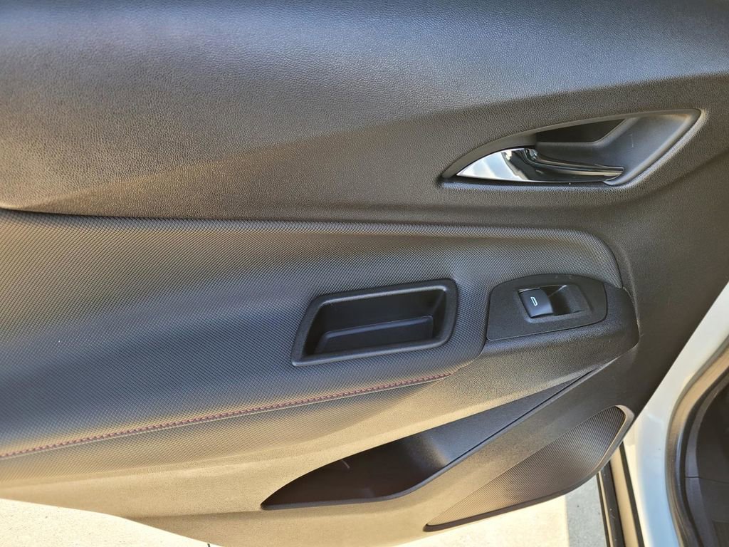 Used 2024 Chevrolet Equinox RS image 16