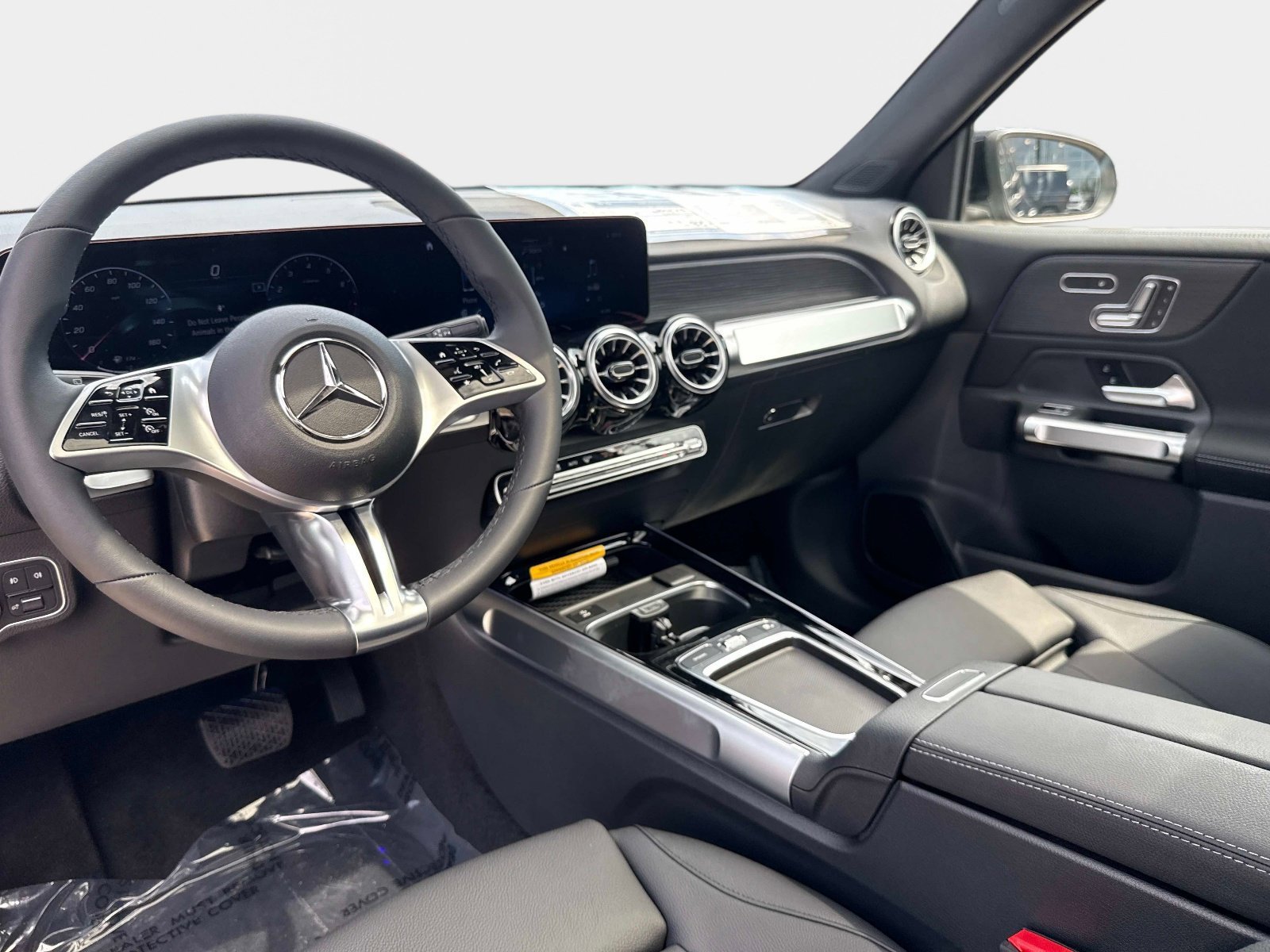New 2026 Mercedes-Benz GLB 250 image 15
