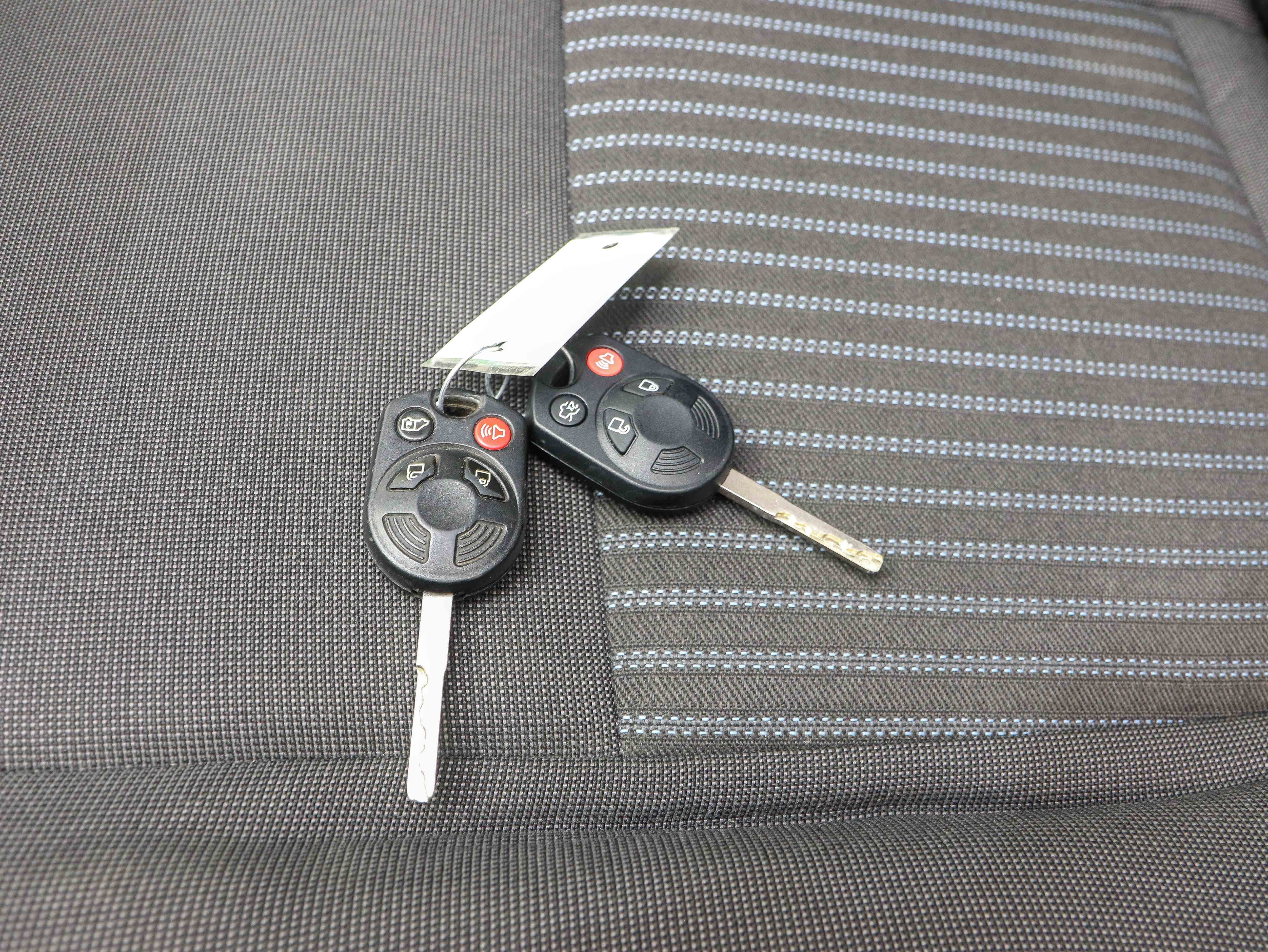 Used 2017 Ford Transit 350 XL image 24