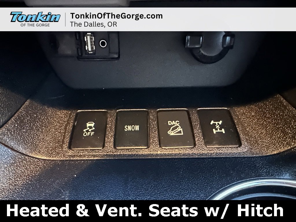 Used 2016 Toyota Highlander Limited image 26