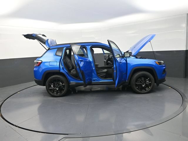 New 2026 Jeep Compass Latitude AWD/4WD image 38