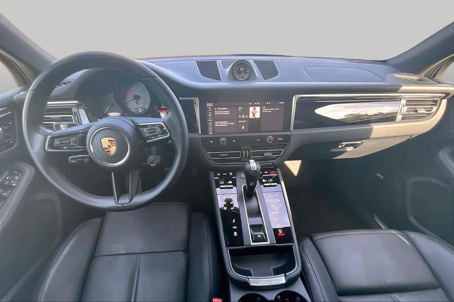Used 2023 Porsche Macan S AWD/4WD image 15