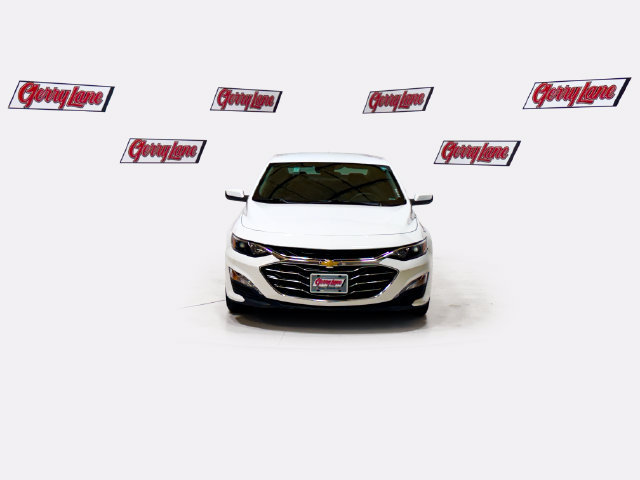 Used 2025 Chevrolet Malibu LT FWD image 2