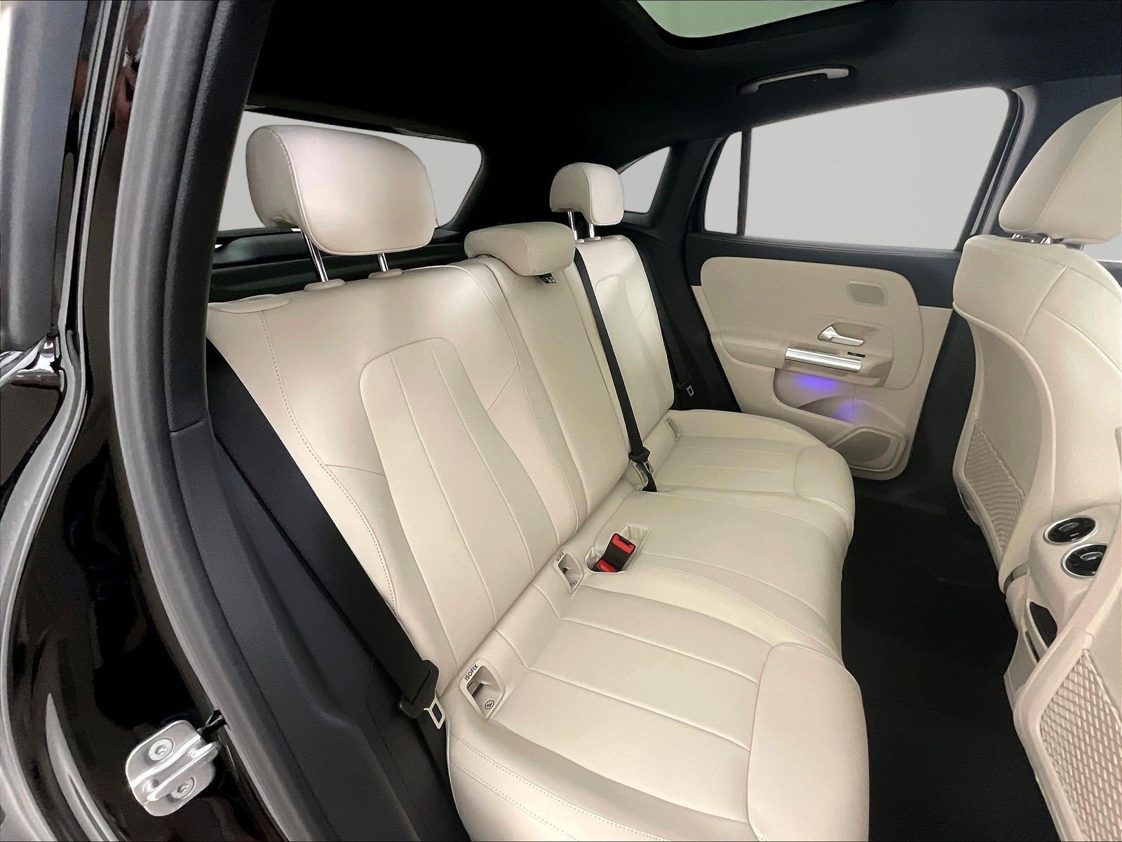 New 2026 Mercedes-Benz GLA 250 4MATIC image 19
