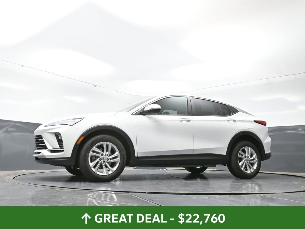 Used 2025 Buick Envista Preferred image 53