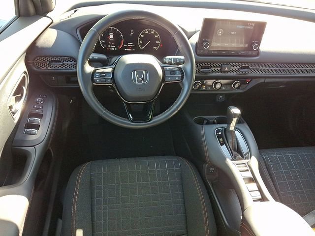 Certified 2025 Honda HR-V Sport image 11