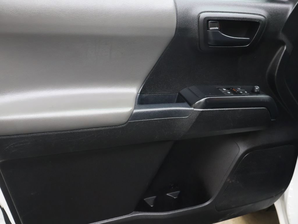 Used 2021 Toyota Tacoma SR image 15