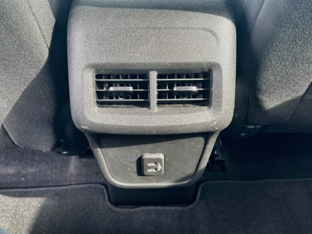 Used 2020 Chevrolet Equinox LT FWD image 24