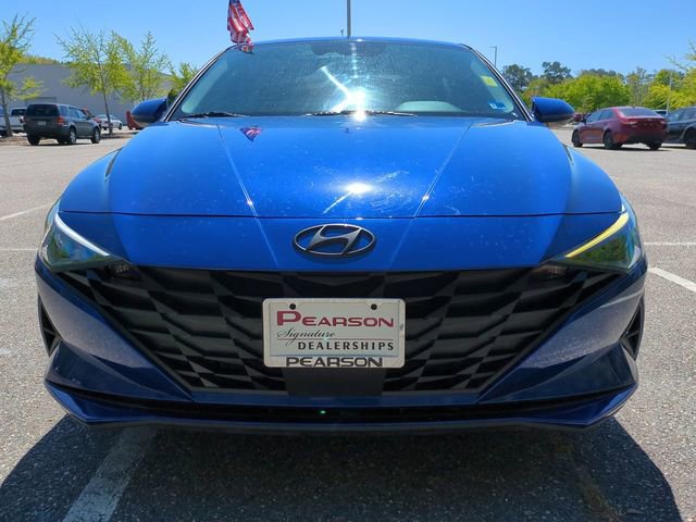 Used 2023 Hyundai Elantra SEL w/ Convenience Package image 9
