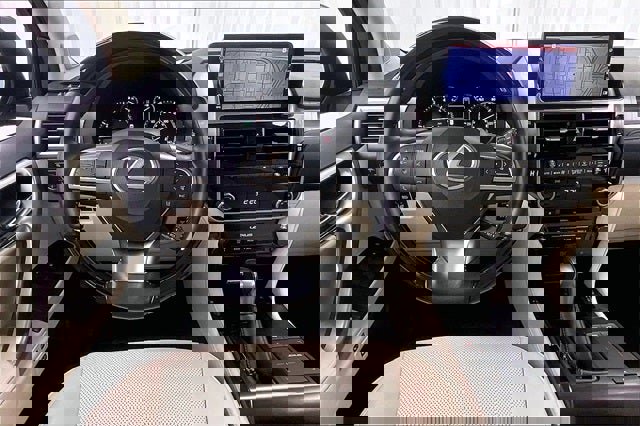 Used 2023 Lexus GX 460 Premium image 5