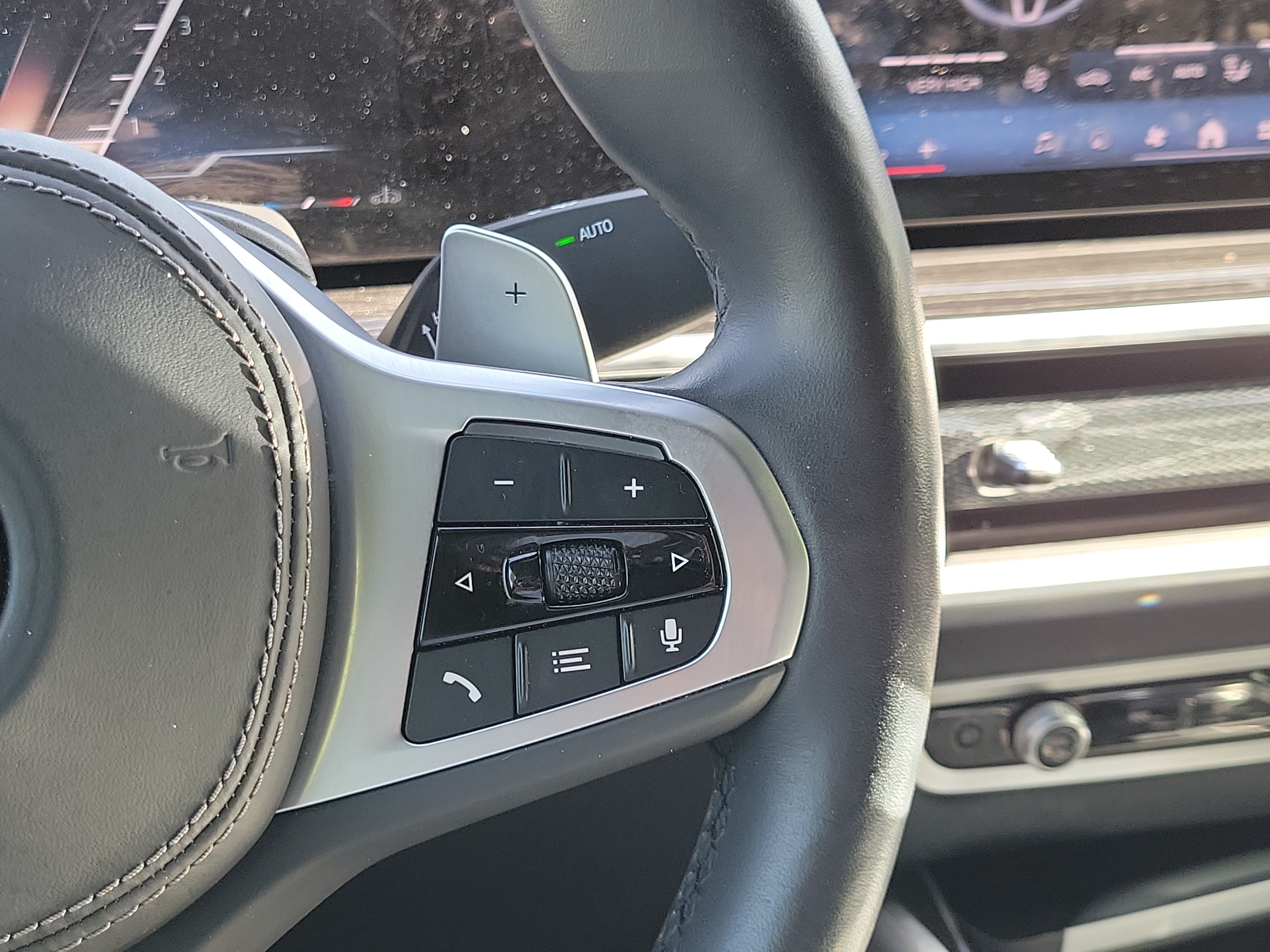 Used 2024 BMW X6 xDrive40i w/ Executive Package AWD/4WD image 19