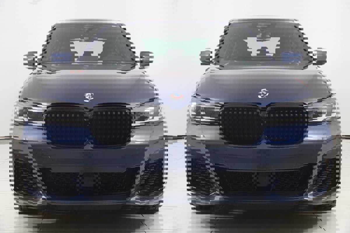 Used 2023 BMW M550i xDrive w/ Executive Package image 64