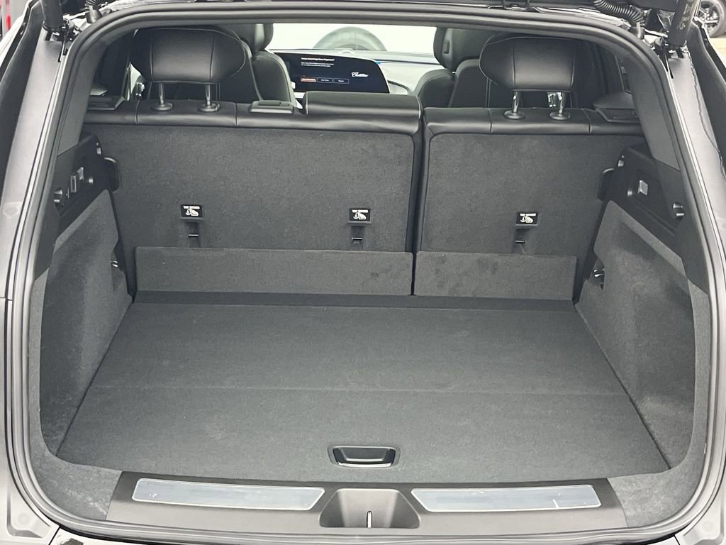 New 2026 Cadillac Lyriq Premium Luxury image 18