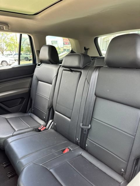 Used 2023 Volkswagen Atlas SE w/ Panoramic Sunroof Package FWD image 23