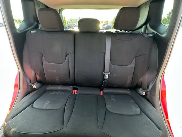 Used 2015 Jeep Renegade Latitude w/ Trailer Tow Group AWD/4WD image 36