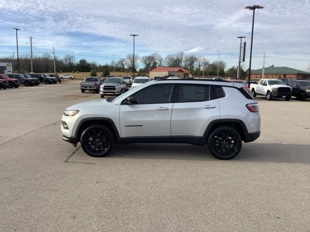 New 2026 Jeep Compass Latitude image 4