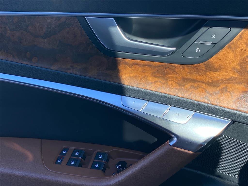 Used 2022 Audi A6 2.0T Premium image 19