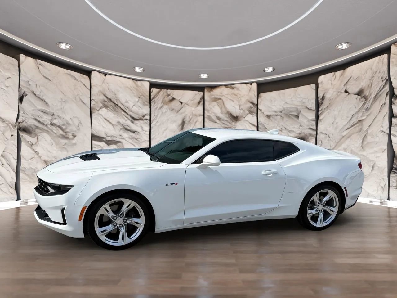 Used 2023 Chevrolet Camaro LT w/ Technology Package image 3