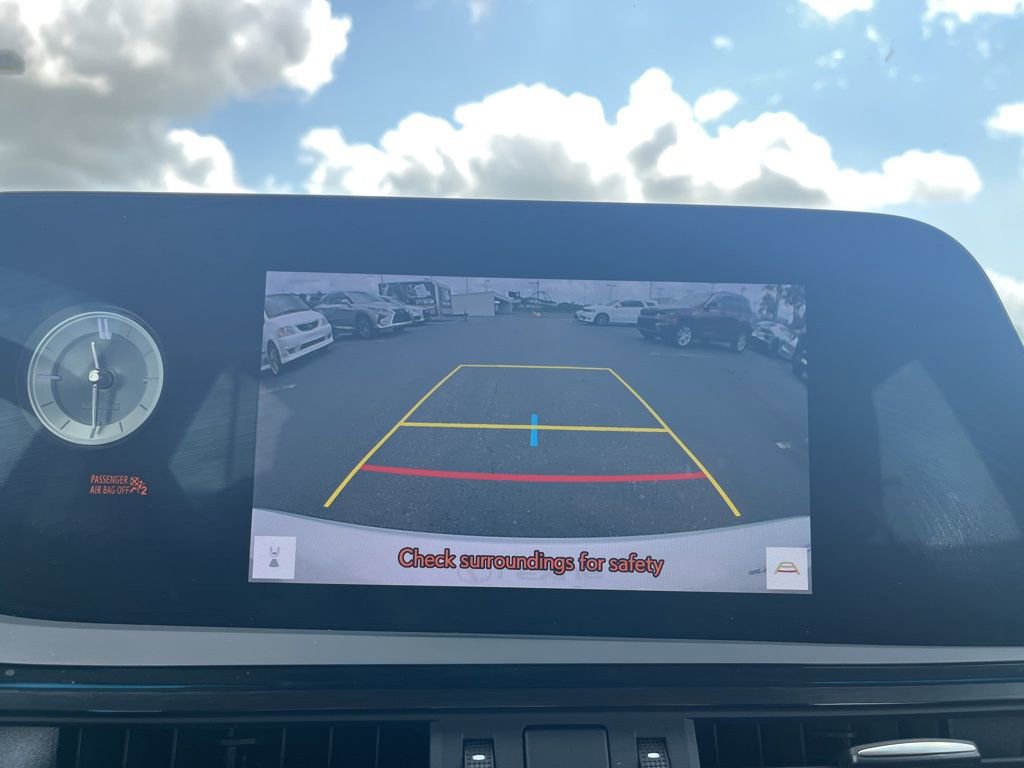 Used 2023 Lexus ES 250 w/ Premium Package AWD/4WD image 20