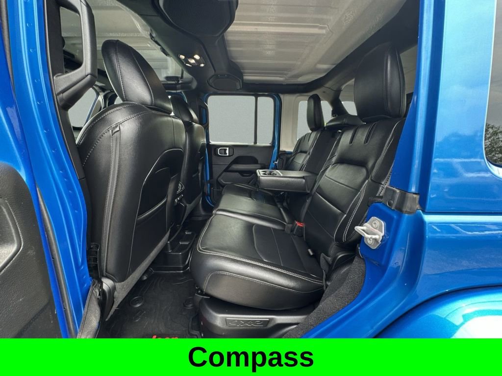 Used 2021 Jeep Wrangler Unlimited Sahara w/ Cold Weather Group AWD/4WD image 16