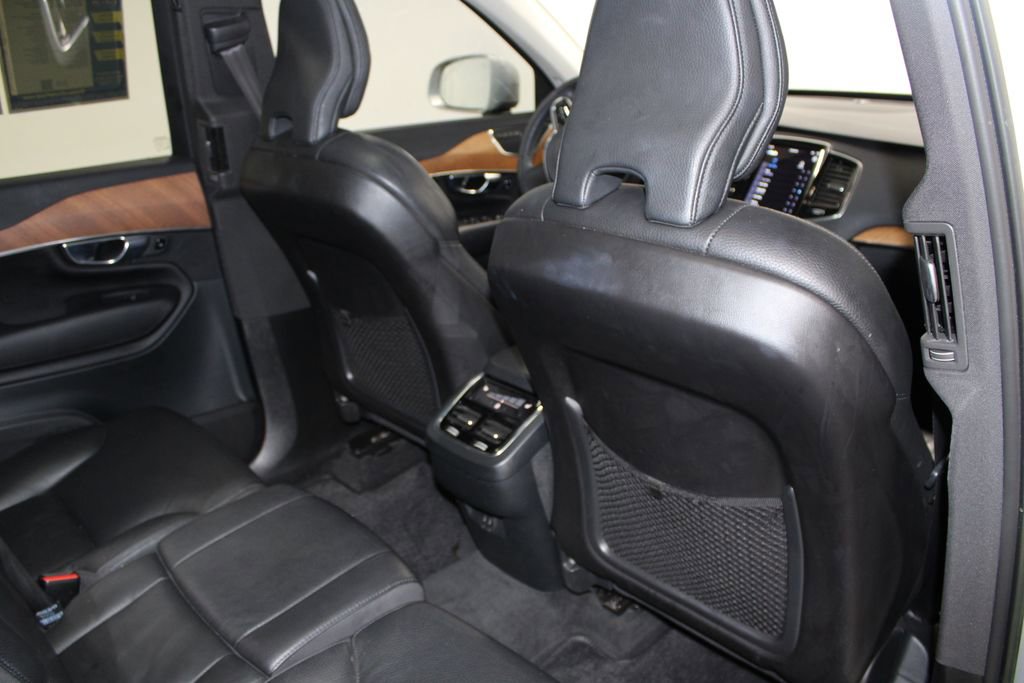 Used 2023 Volvo XC90 B5 Plus image 35