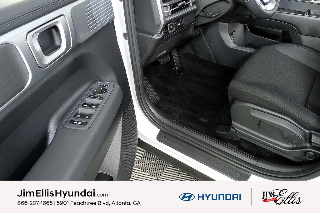 Certified 2026 Hyundai Santa Fe SE image 12