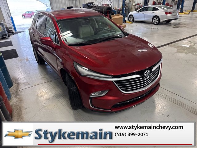 Used 2023 Buick Enclave Essence image 26