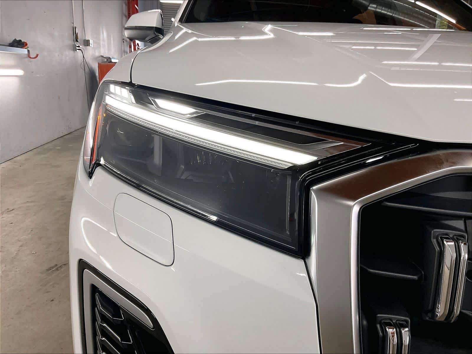 Certified 2025 Audi Q7 3.0T Premium Plus w/ Premium Plus Package AWD/4WD image 29