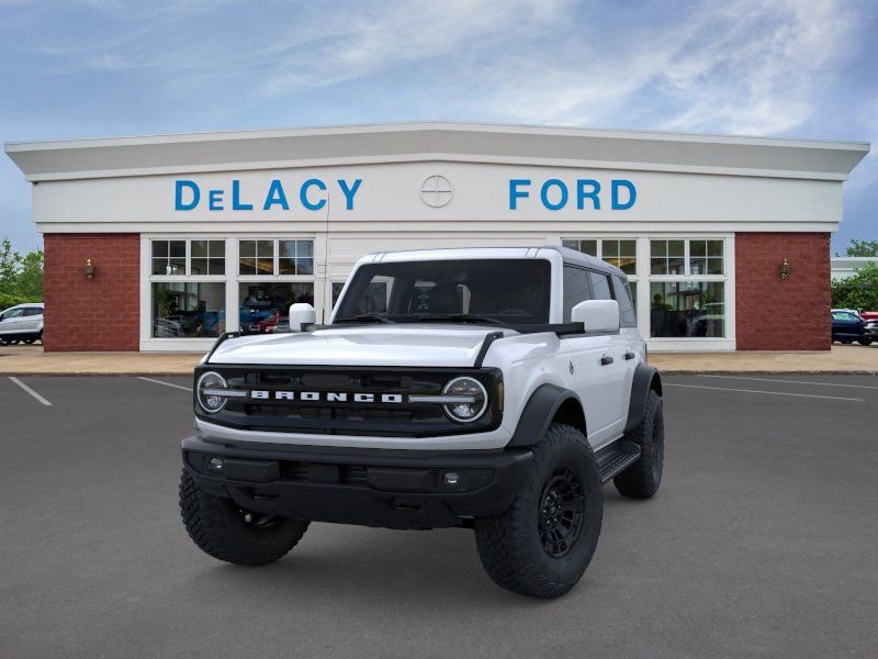 New 2026 Ford Bronco Outer Banks image 2