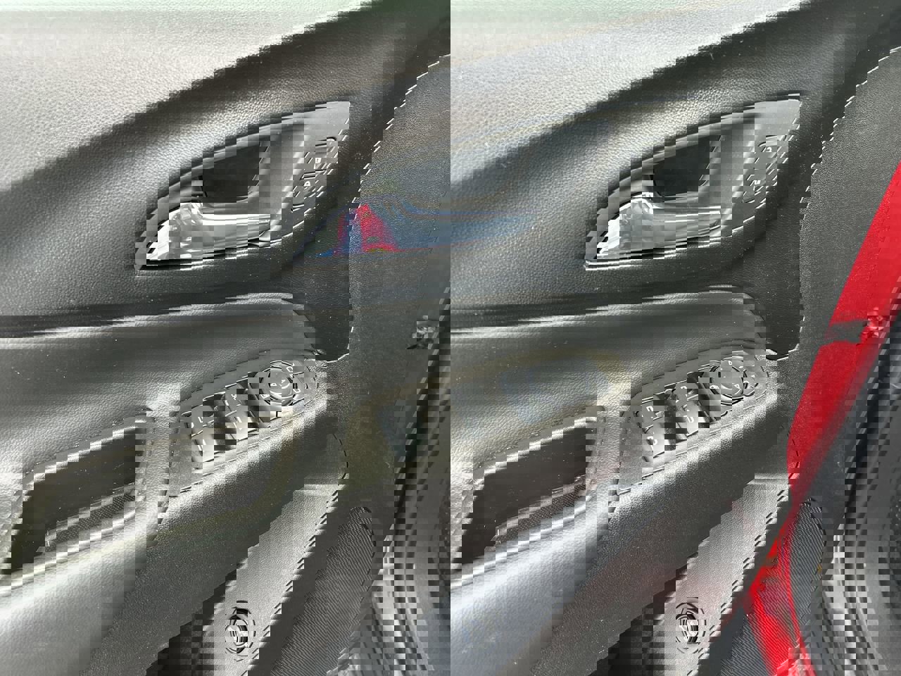 Used 2024 Chevrolet Equinox LT image 21