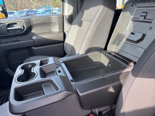 New 2025 Chevrolet Silverado 2500 Custom w/ Custom Value Package image 10