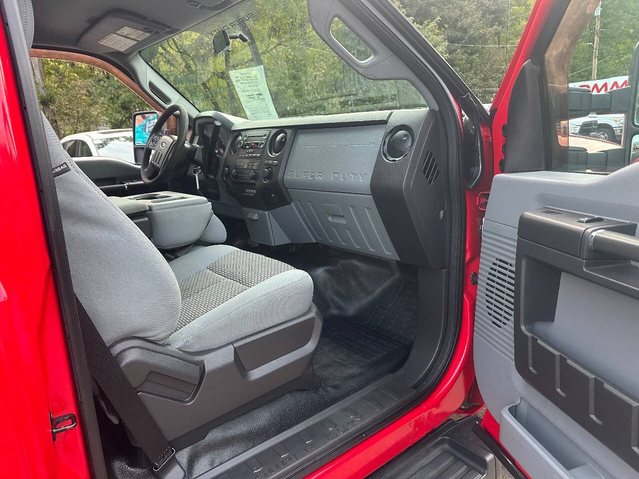 Used 2014 Ford F250 XL w/ Power Equipment Group AWD/4WD image 10