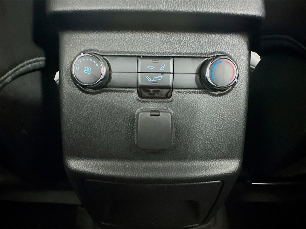 Used 2017 Ford Explorer XLT w/ Equipment Group 202A image 24