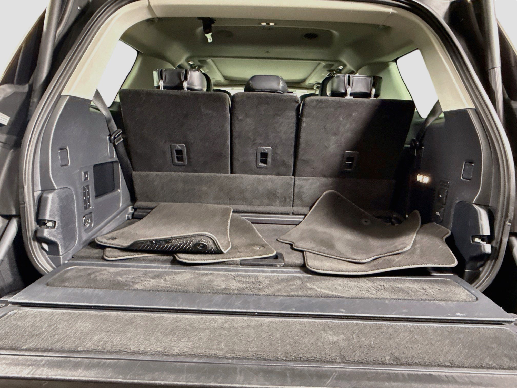 Used 2025 Lincoln Navigator Reserve AWD/4WD image 35