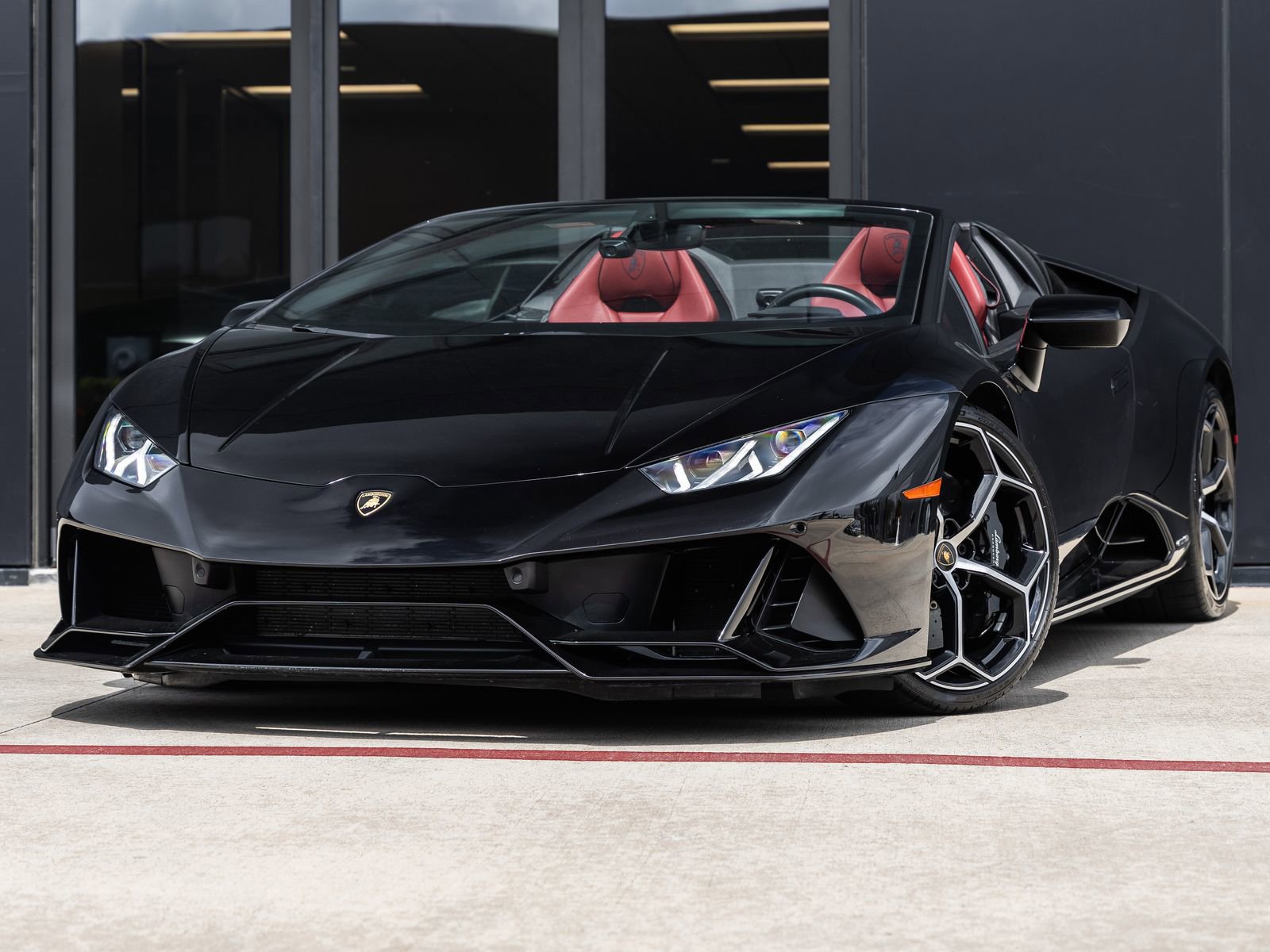 Used 2020 Lamborghini Huracan EVO image 1
