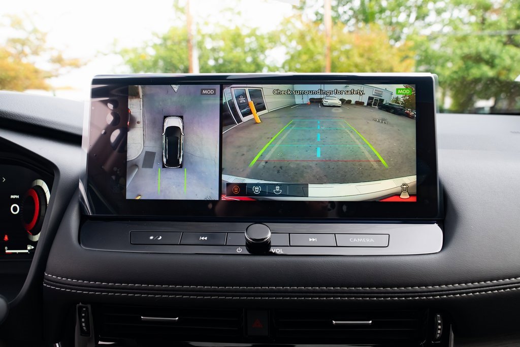 New 2026 Nissan Rogue Platinum image 15