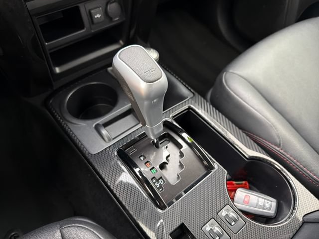 Used 2022 Toyota 4Runner TRD Off-Road Premium AWD/4WD image 15