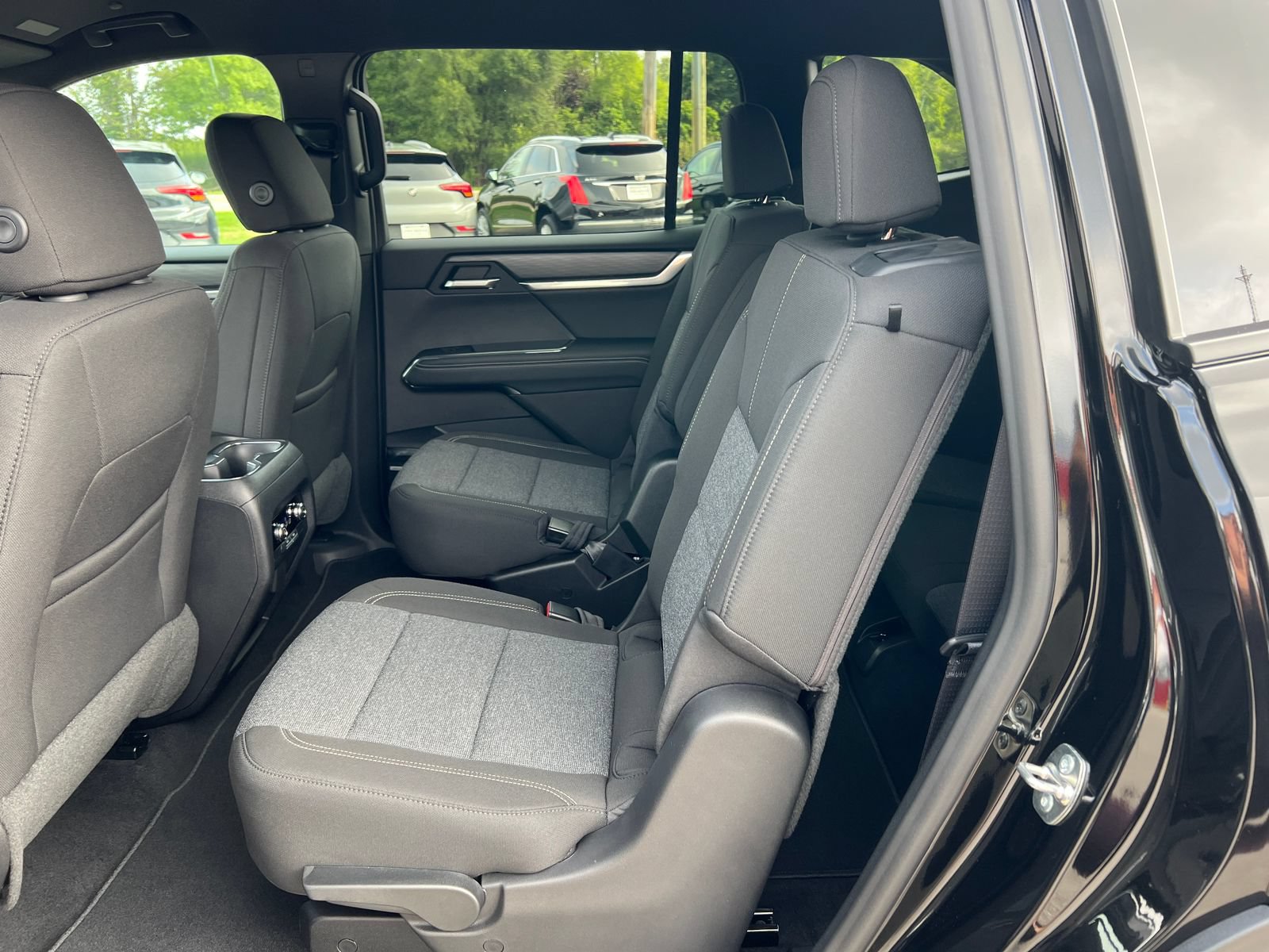 New 2027 GMC Acadia Elevation AWD/4WD image 5