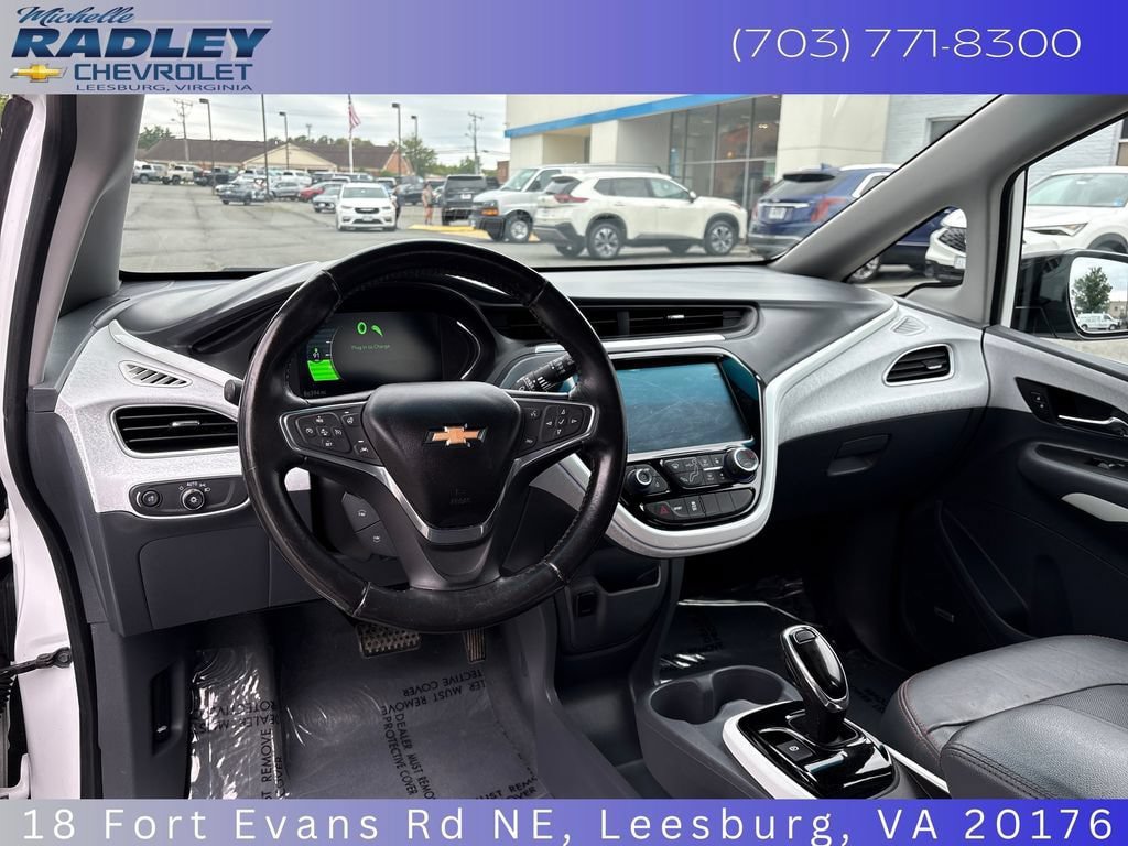 Used 2019 Chevrolet Bolt Premier w/ Infotainment Package FWD image 15