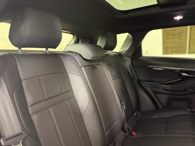 Used 2023 Land Rover Range Rover Evoque R-Dynamic SE AWD/4WD image 18