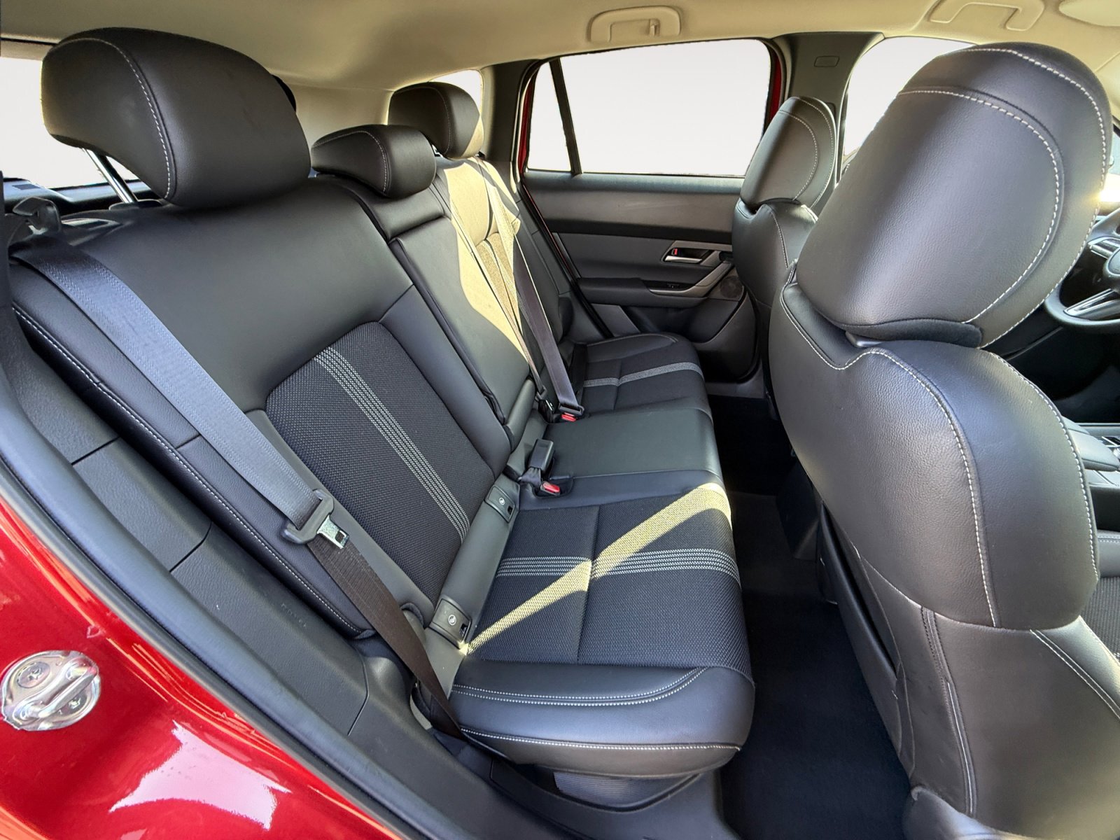 Used 2025 MAZDA CX-50 2.5 Hybrid w/ Preferred Pkg image 18