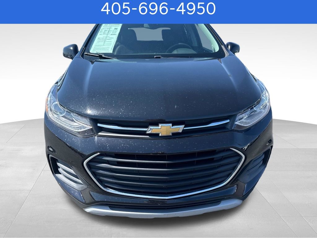 Used 2020 Chevrolet Trax LT w/ LT Convenience Package FWD image 10