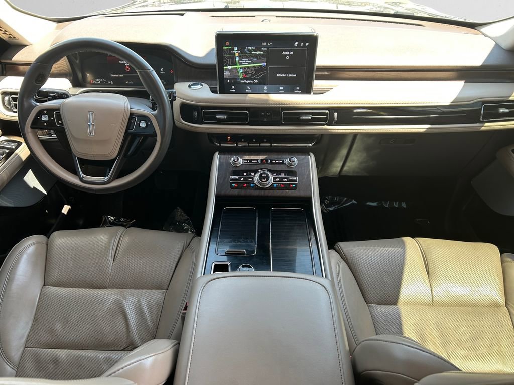 Used 2022 Lincoln Aviator Reserve w/ Equipment Group 201A AWD/4WD image 12