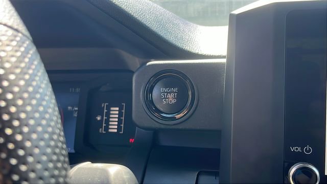 Certified 2025 Toyota Tacoma SR AWD/4WD image 20