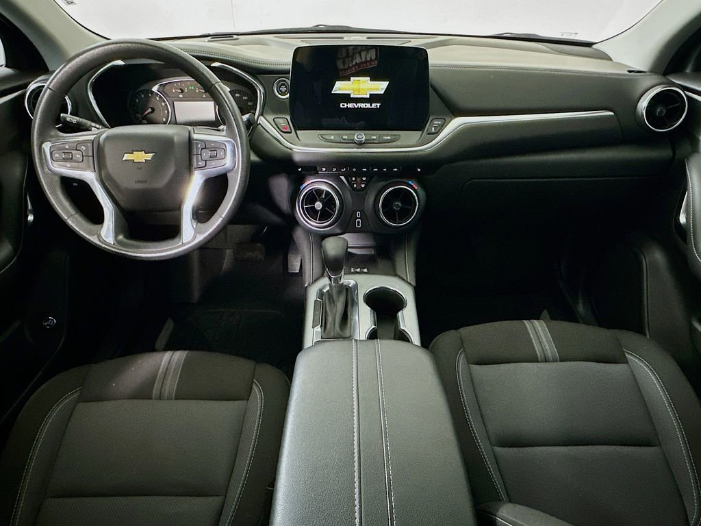 Used 2024 Chevrolet Blazer LT w/ Convenience Package image 16