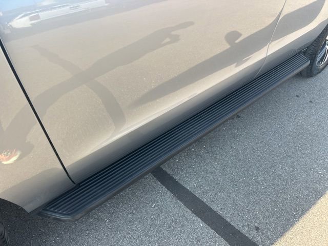 Used 2024 Ford Expedition Limited image 7