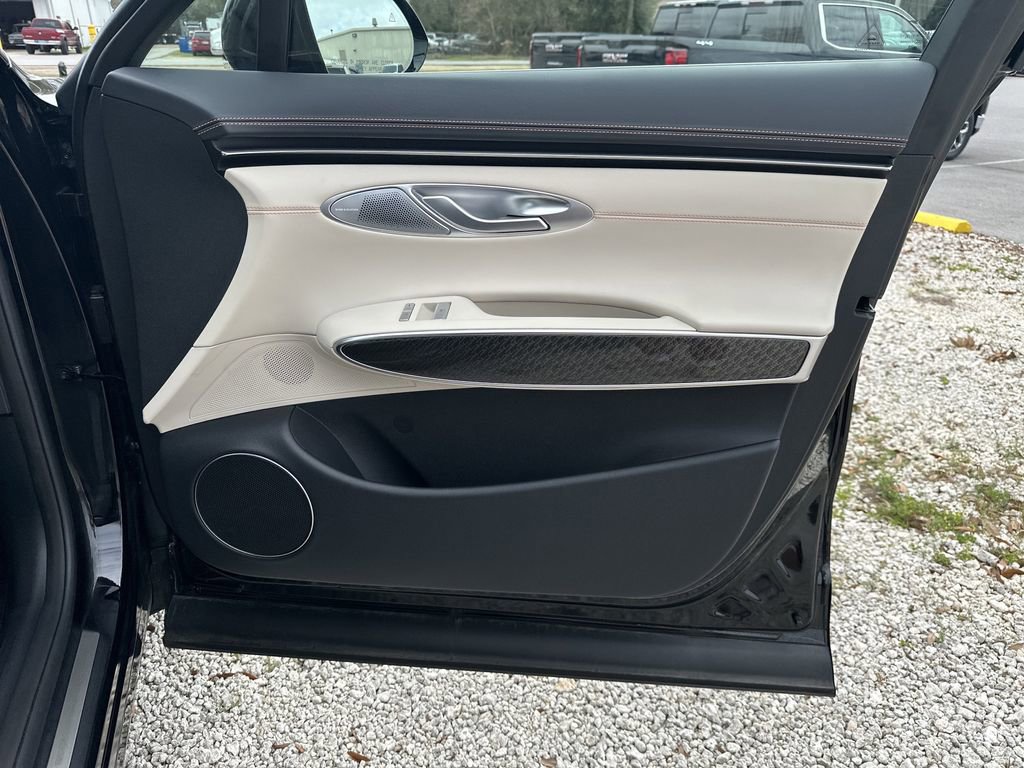 Used 2026 Genesis GV70 3.5T Sport Prestige image 38