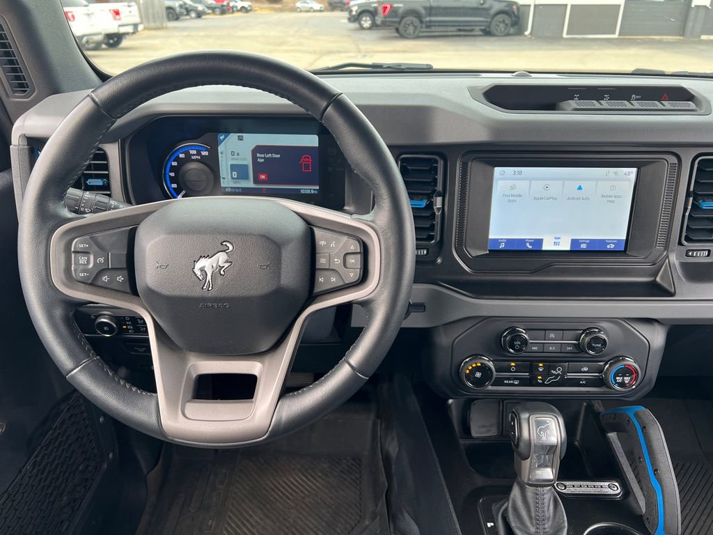 Used 2023 Ford Bronco Black Diamond image 9